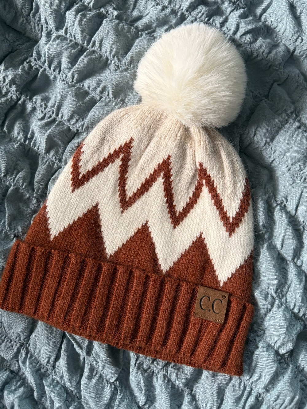 NWOT C.C Rust & Cream Chevron Pom Pom Beanie